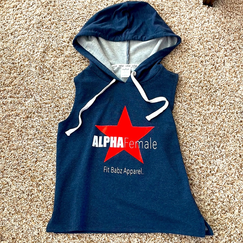 NWOT Alpha Female sleeveless cropped hoodie